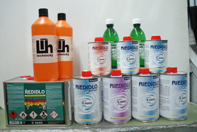Ředidla a chemie